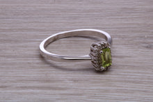 Load image into Gallery viewer, Peridot and Diamond Gemstone set Cluster Ring