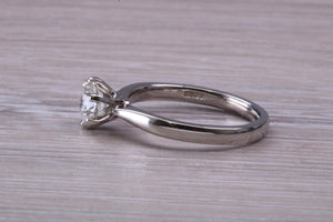 Elegant and Timeless One carat Diamond Solitaire