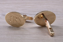 Load image into Gallery viewer, Personalised Oval Gentlemen&#39;s Gold Cuff Links