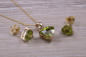 Trillion cut Peridot Earrings and Matching Necklace set Yellow Gold