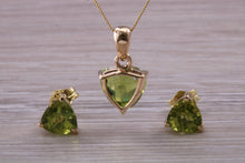 Load image into Gallery viewer, Trillion cut Peridot Earrings and Matching Necklace set Yellow Gold