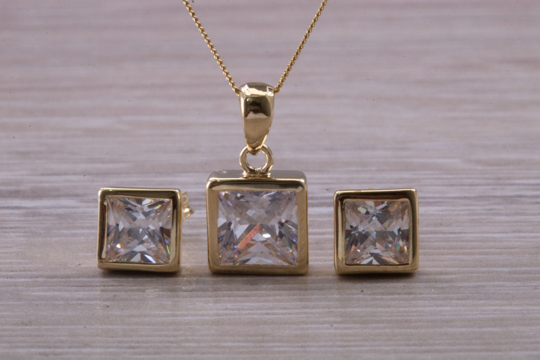 Square cut Yellow Gold Earrings and Matching Necklace