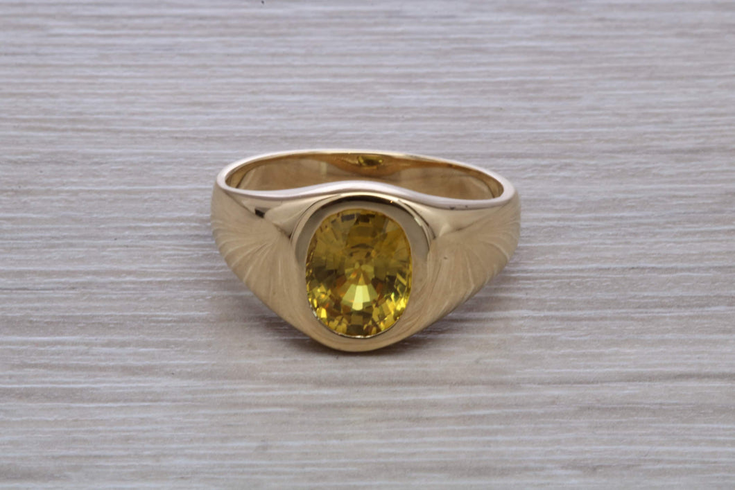 3.50 carat Natural Yellow Sapphire 18ct Yellow Gold Ring