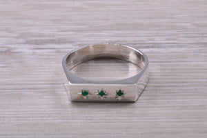Round cut Emerald set Unisex Signet Ring
