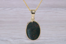 Load image into Gallery viewer, Oval Bloodstone set Yellow Gold Necklace
