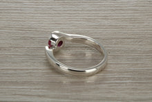 Load image into Gallery viewer, Natural Round cut Ruby set Chunky Twist Ring