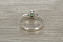 Load image into Gallery viewer, Natural Emerald set Chunky Twist Ring
