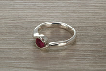 Load image into Gallery viewer, Natural Round cut Ruby set Chunky Twist Ring