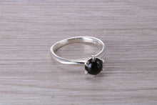 Load image into Gallery viewer, Black Onyx Cabochon cut Solitaire
