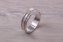 Load image into Gallery viewer, Gents 6 mm Wide Patterned White Gold Band