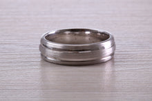 Load image into Gallery viewer, Gents 6 mm Wide Patterned White Gold Band