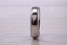 Load image into Gallery viewer, Gents 6 mm Wide Patterned White Gold Band