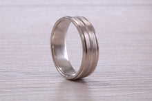 Load image into Gallery viewer, Gents 6 mm Wide Patterned White Gold Band