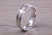 Load image into Gallery viewer, Gents 6 mm Wide Patterned White Gold Band