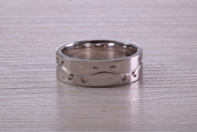 Load image into Gallery viewer, Gents 6 mm Wide Patterned White Gold Band