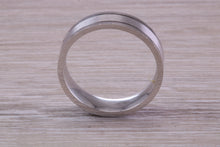 Load image into Gallery viewer, Gents 6 mm Wide Patterned White Gold Band