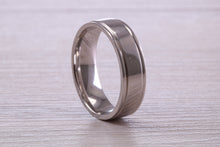 Load image into Gallery viewer, Sterling Silver 6 mm Wide Fashioned Band