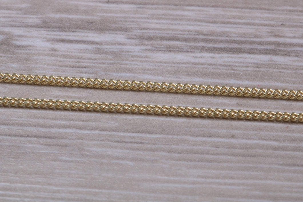 Flat Curb Chain, 18 Inches Long in Yellow Gold