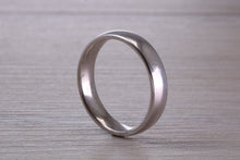 Load image into Gallery viewer, 5mm Wide Court Profile Platinum Wedding Band