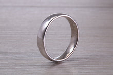 Load image into Gallery viewer, 5mm Wide Court Profile Platinum Wedding Band