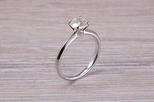 Load image into Gallery viewer, Elegant and Timeless One carat Diamond set Platinum Solitaire