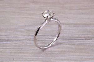 Elegant and Timeless One carat Diamond set Platinum Solitaire