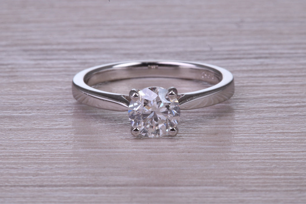 Elegant and Timeless One carat F SI 2 Graded Diamond set Platinum Solitaire