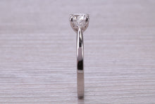 Load image into Gallery viewer, Elegant and Timeless One carat F SI 2 Graded Diamond set Platinum Solitaire