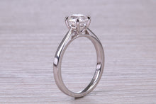 Load image into Gallery viewer, Elegant and Timeless One carat F SI 2 Graded Diamond set Platinum Solitaire