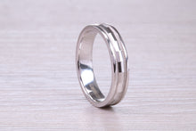 Load image into Gallery viewer, 4 mm Wide White Gold Patterned Wedding Band