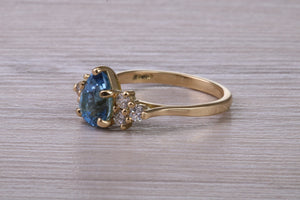 Pear Drop Aquamarine and Diamond set 18ct Yellow Gold Ring, Total 1.61ct Gemstone Weight