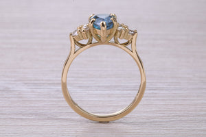 Pear Drop Aquamarine and Diamond set 18ct Yellow Gold Ring, Total 1.61ct Gemstone Weight