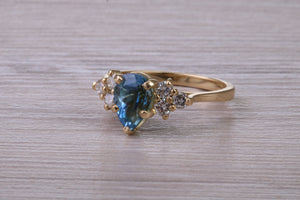 Pear Drop Aquamarine and Diamond set 18ct Yellow Gold Ring, Total 1.61ct Gemstone Weight