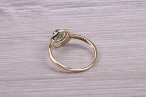 Dainty Round cut Emerald set Yellow Gold Ring